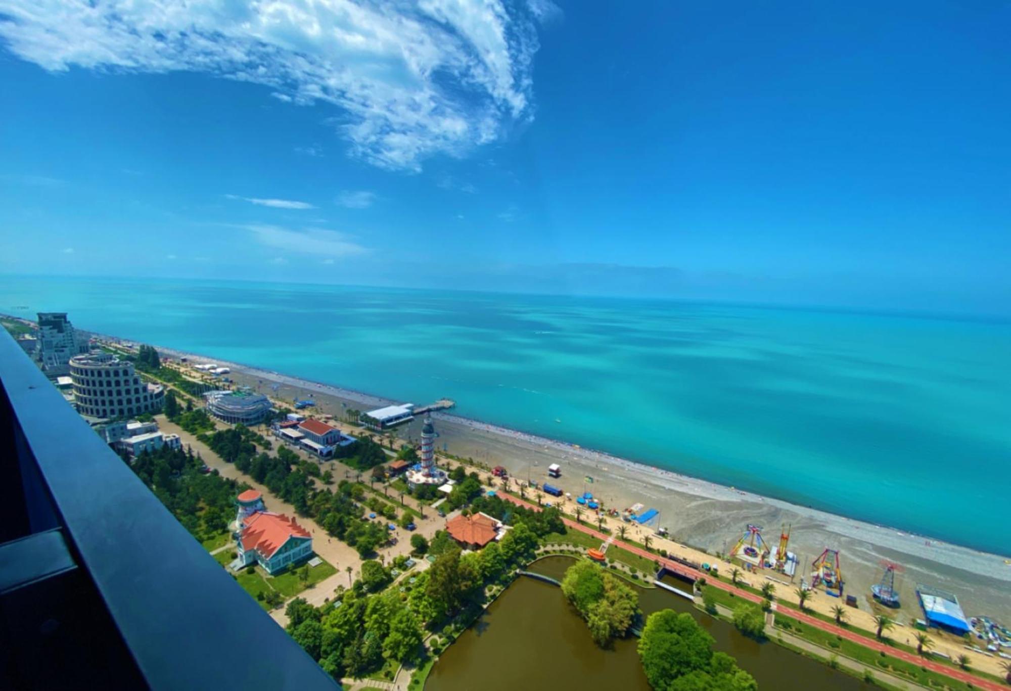 Elegance Sea View Aparthotel In Orbi City באטומי מראה חיצוני תמונה